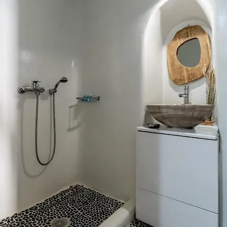 Love Suite Mykonos Town